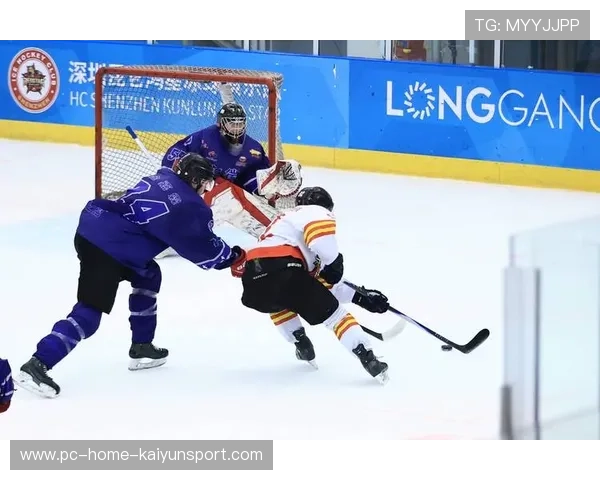 冰球联赛爆发大规模冲撞,球员被罚下达7人